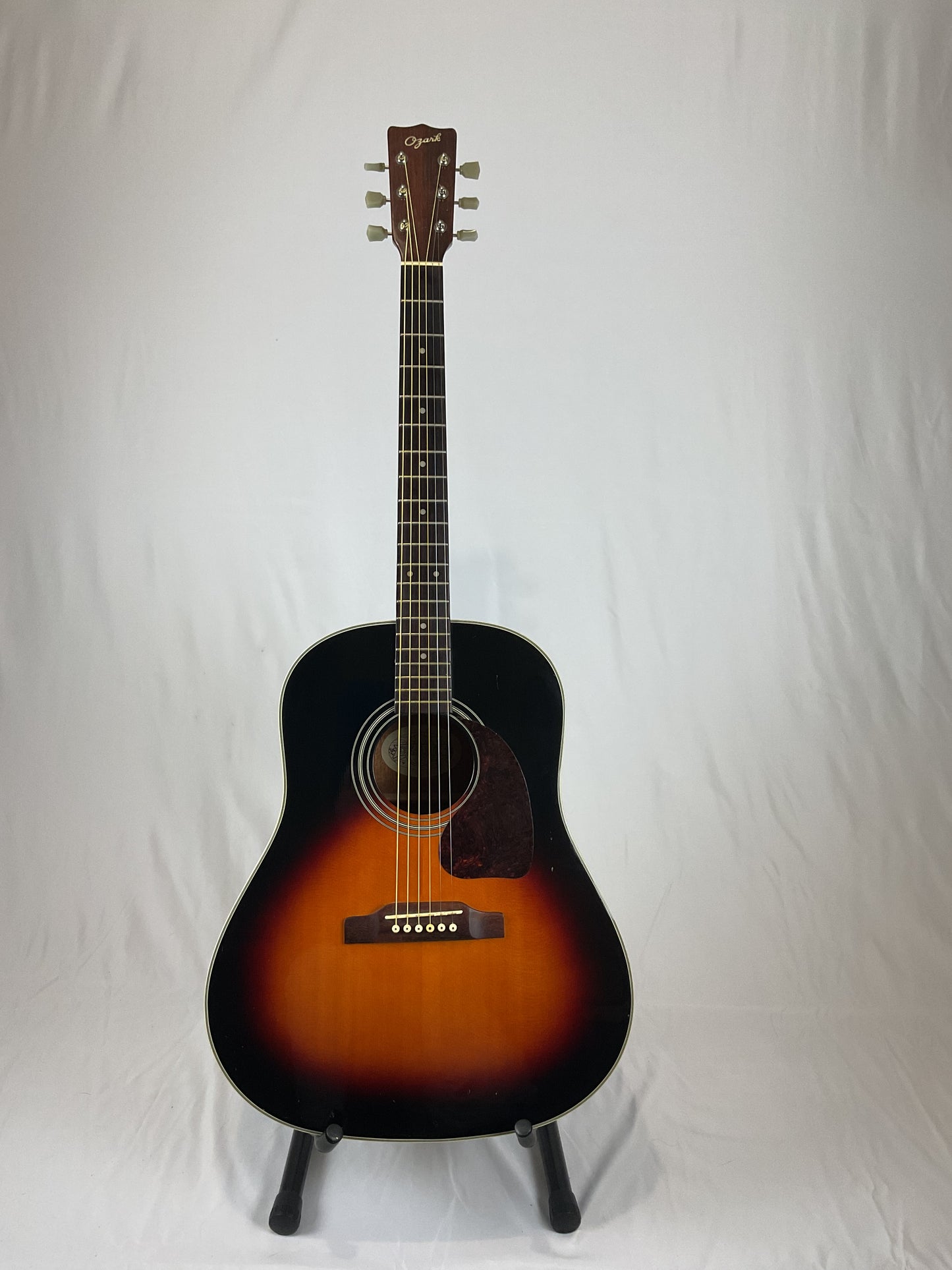 Ozark 3392 Acoustic - Sunburst