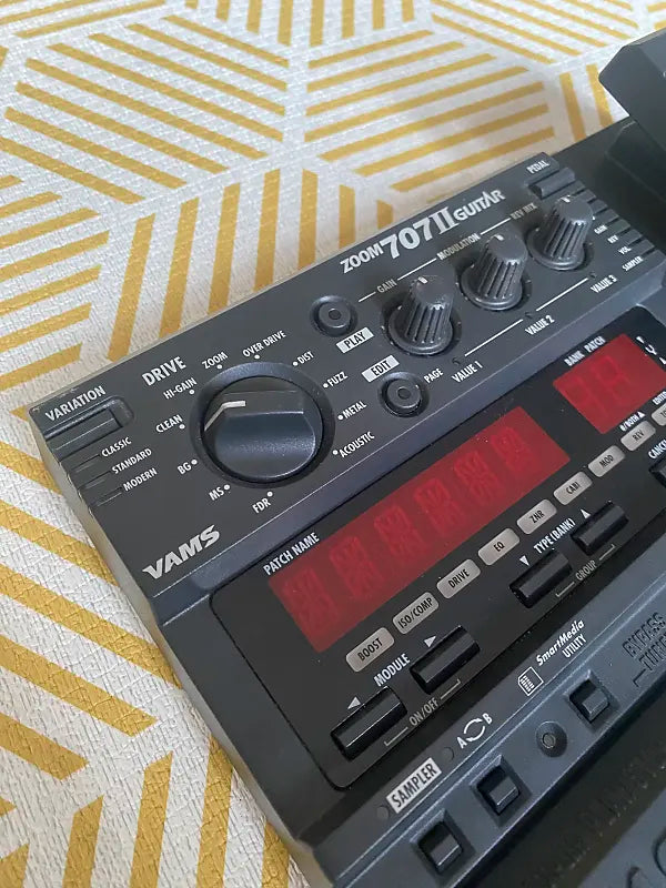 Used - Zoom 707II - Multi-Effects Unit