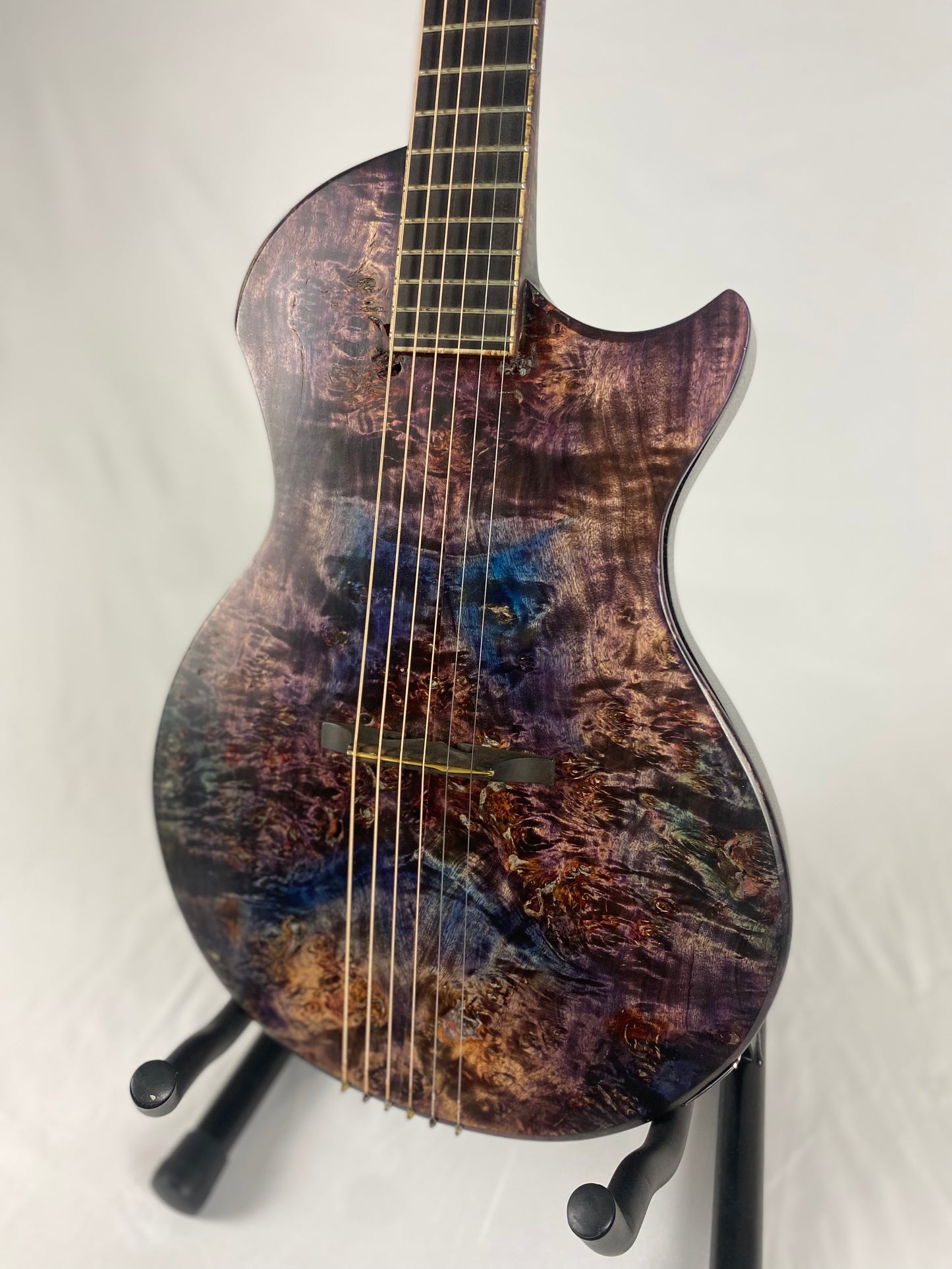 Crimson Guitars - Nebula