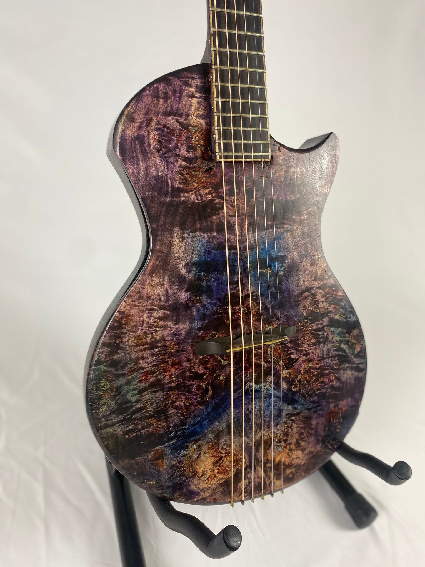 Crimson Guitars - Nebula