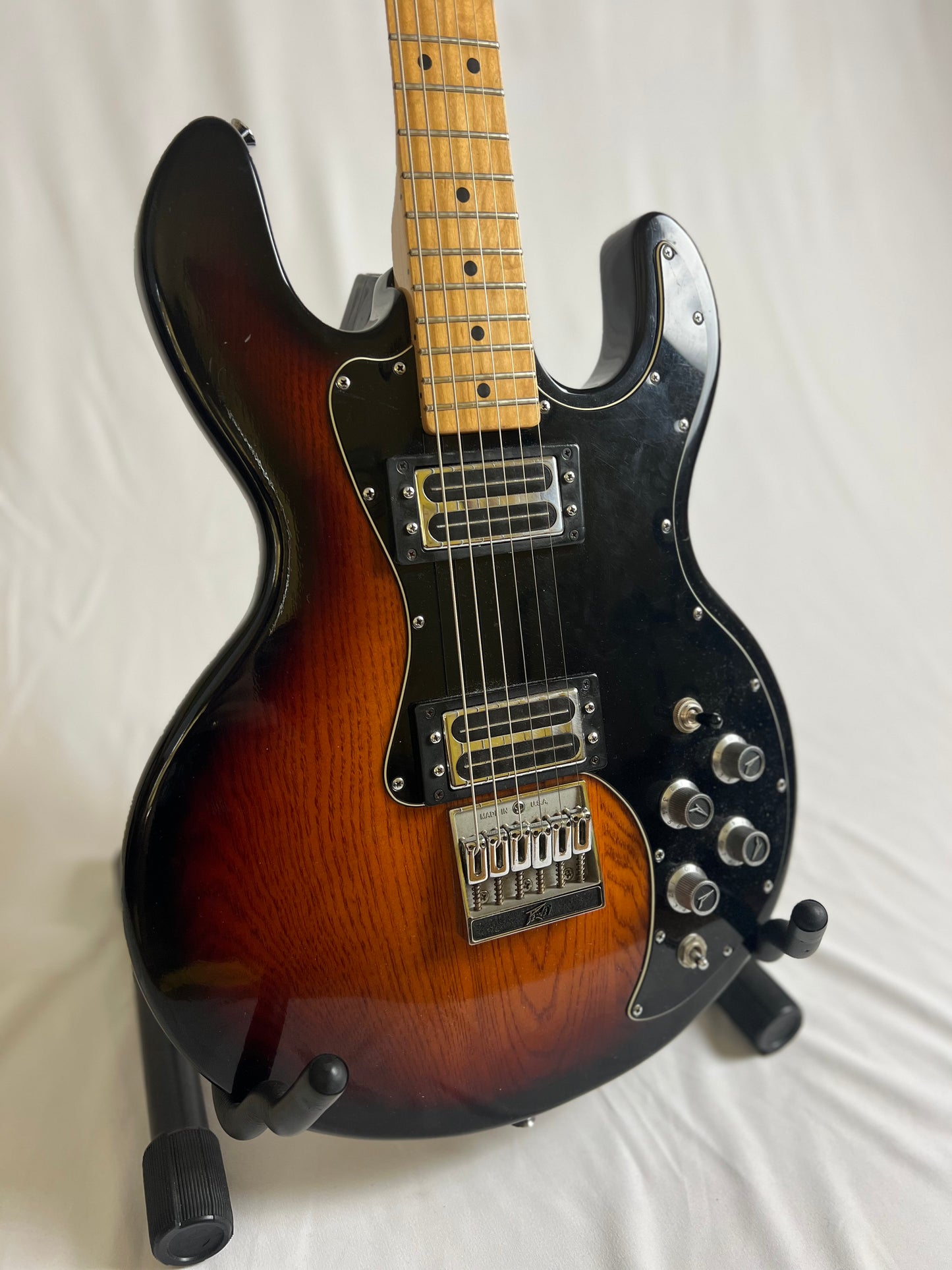 Peavey T-60 with Maple Fretboard 1983 - Natural